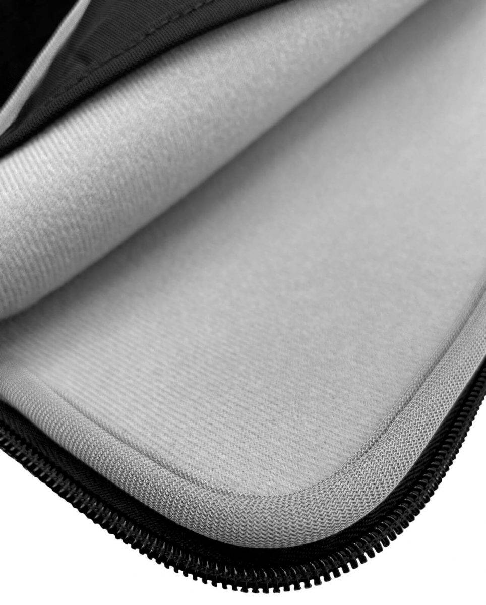 Puro Custodia Scudo Sleeve per PC da 13″ a 16″ In Vendita