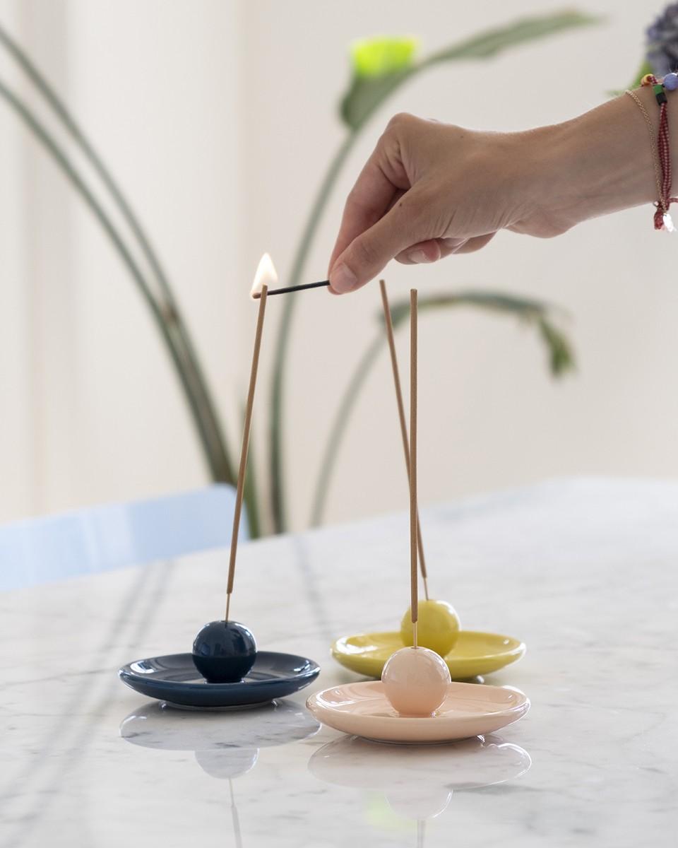 Wood'd INCENSE PLATE YELLOW Convenienza