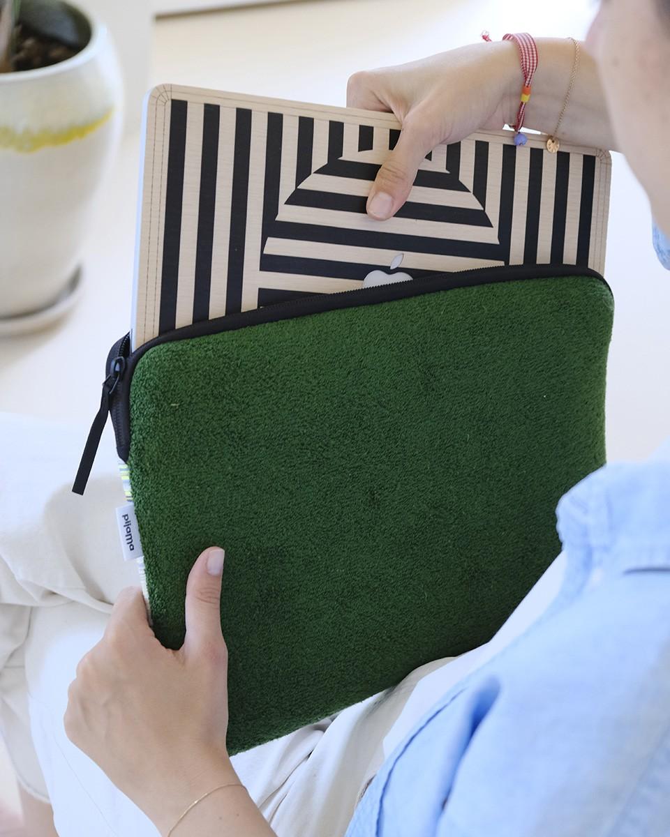 Wood'd Patch Green Macbook Case Nuovo